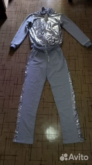 Спортивный костюм женский новый