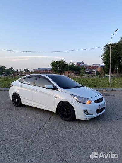 Hyundai Solaris 1.6 AT, 2011, 160 000 км