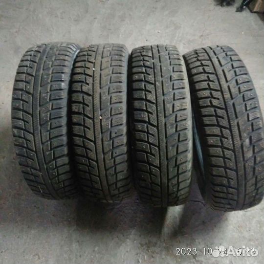 Kumho I'Zen KW22 185/65 R15 88T