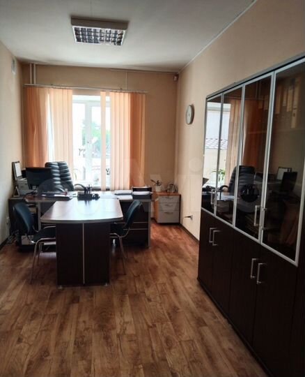 Нежилое помещение, 844.3 м²