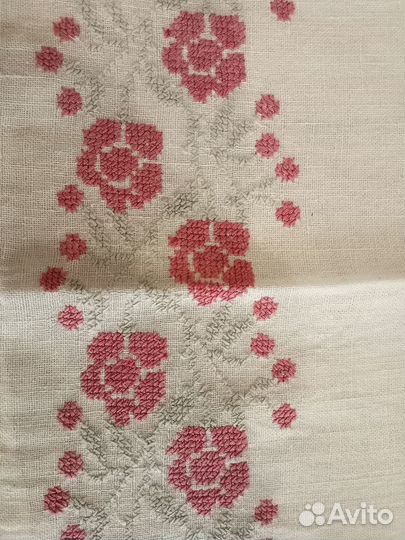 Полотенца из натурального льна с ручной вышивкой