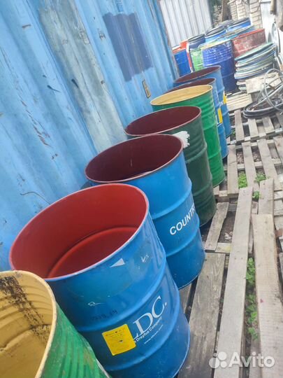 Бочка 200 л железная пластиковая