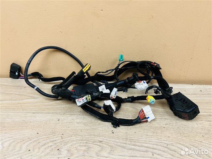 Проводка сиденья передняя левая Genesis G80
