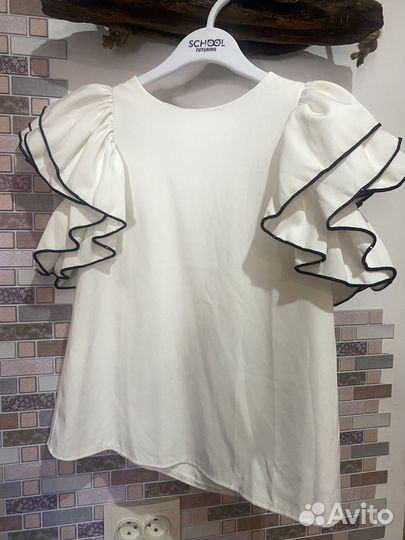 Блузка на девочку нарядная на рост 140