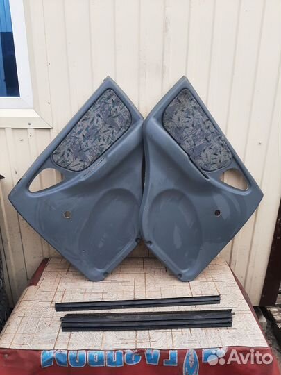 Дверные карты Шевроле Нива