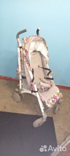 Прогулочная коляска