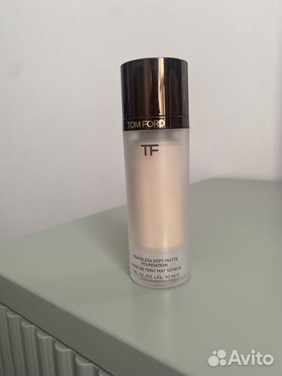 Тональный крем Tom ford