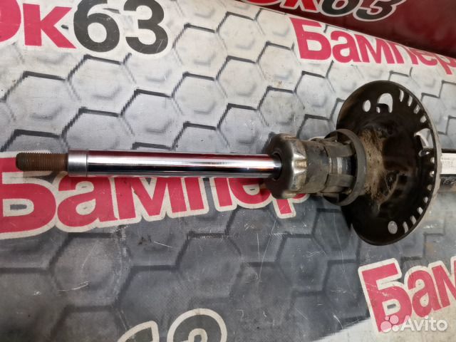 Амортизатор передний Skoda Rapid