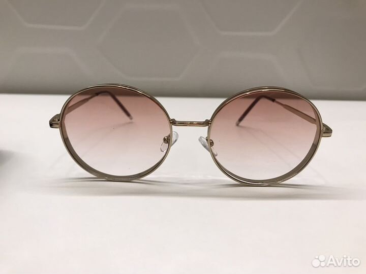 Солнцезащитные очки женские круглые