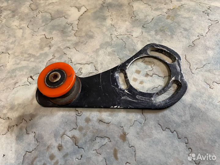 Успокоитель цепи велосипеда