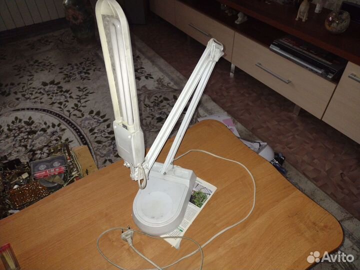 Лампа настольная