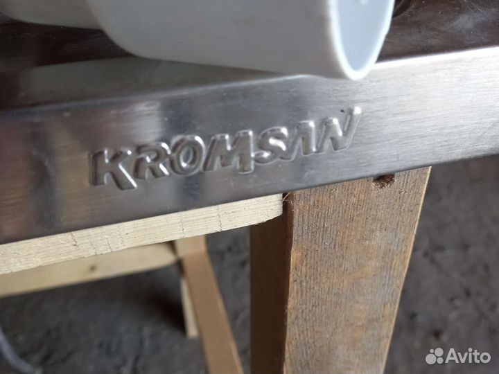 Раковина на тумбе