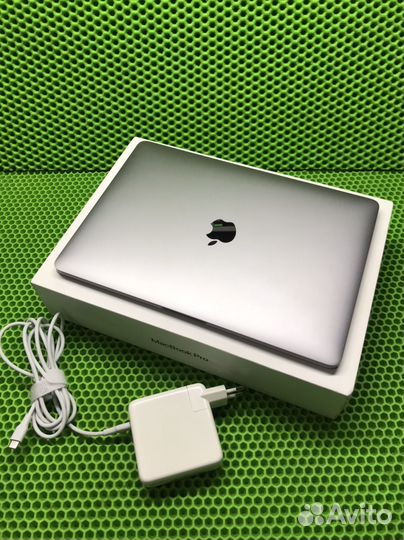 Apple MacBook Pro a2338 m2 (30942)