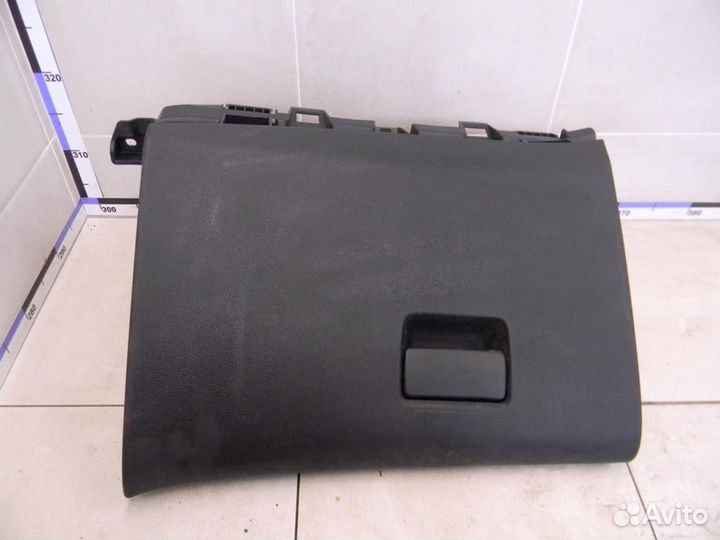 Бардачок Astra J 2010