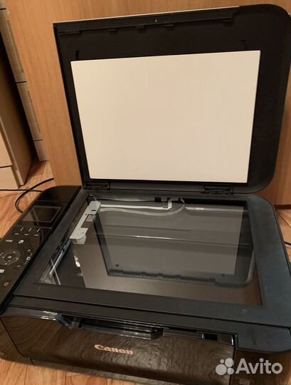 Принтер цветной Canon