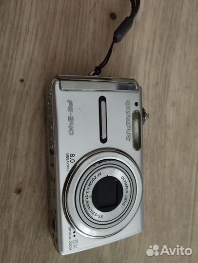 Компактный фотоаппарат