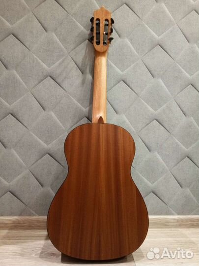 Классическая гитара 3/4