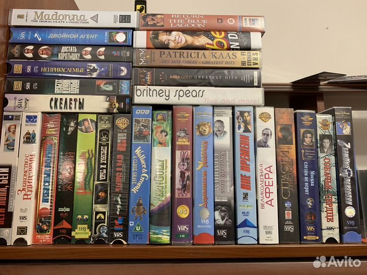 Лицензионные видеокассеты 29 штук
