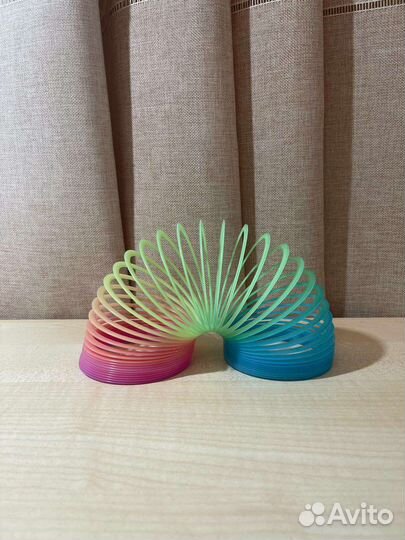 Игрушка пружинка радуга