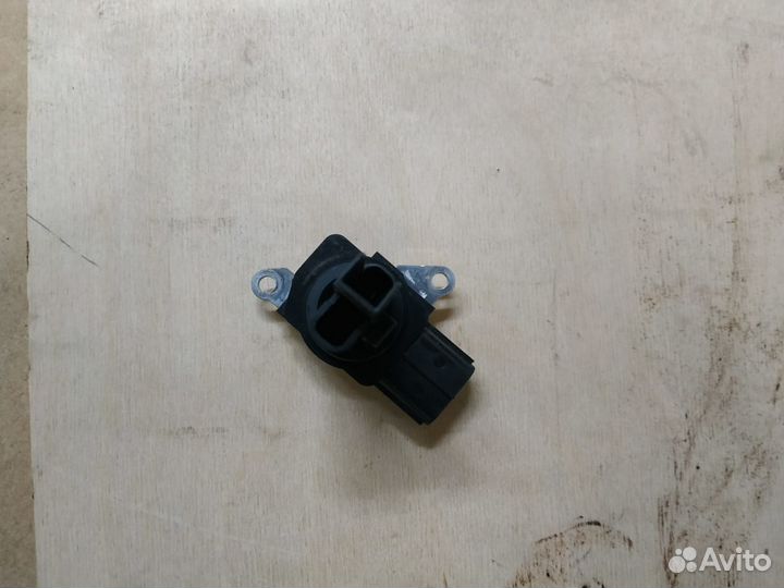 Вольво XC60 датчик расхода воздуха 31342521