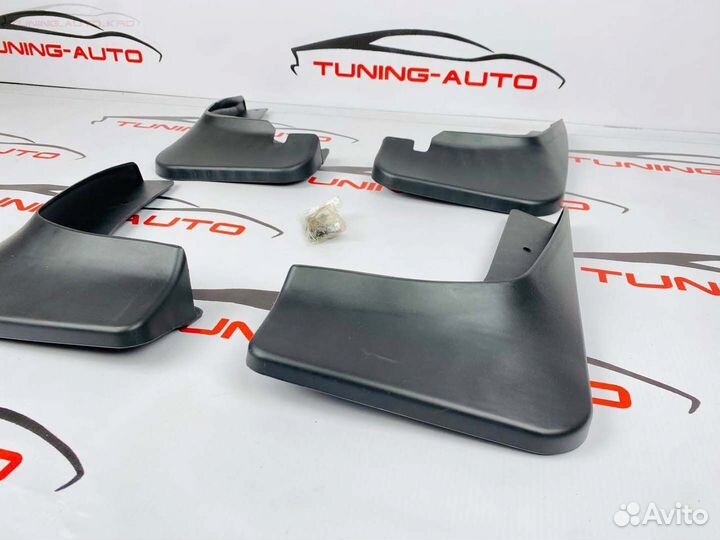 Брызговики Mitsubishi Outlander 06-09 P5324