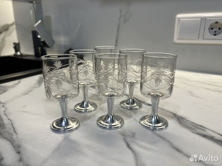 Рюмки хрустальные 6 штук