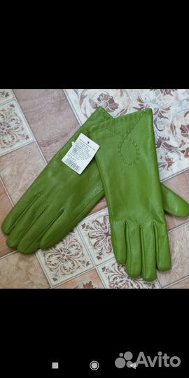 Перчатки женские кожаные новые. Размер RU - 7