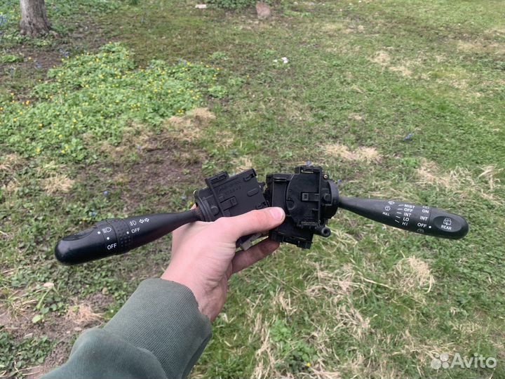 Подрулевой переключатель rav4