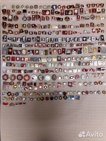 Коллекция значков ленин