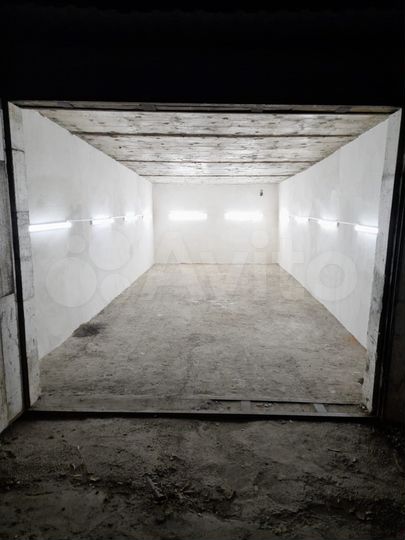 Гараж, > 30 м²