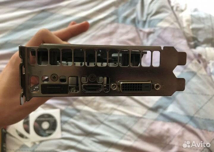 Видеокарта asus AMD Radeon RX 460 strix 4 GB