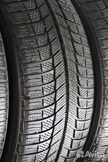 Michelin X-Ice XI3 245/45 R19 102H