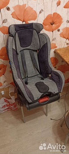 Детское авто кресло