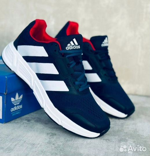 Кроссовки мужские Adidas 45 размер