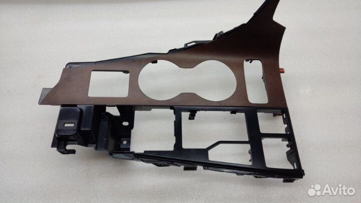 Б/У Б/У Накладка консоли Накладка центральной