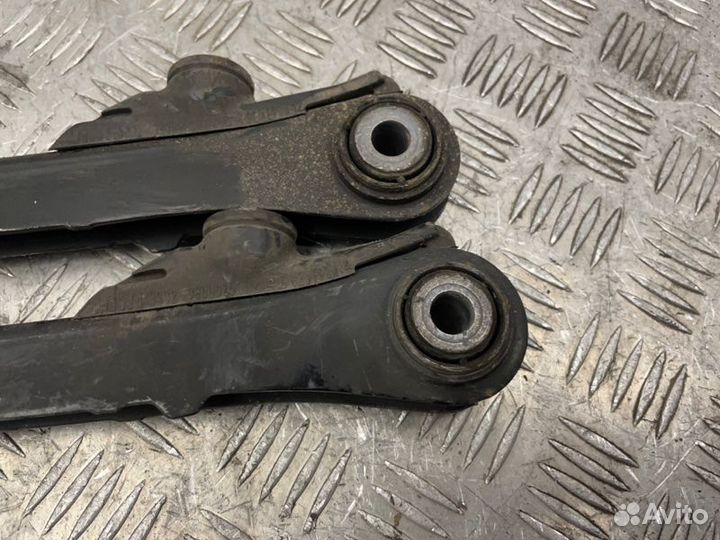 Поперечный рычаг подвески Mini Countryman R60 N18