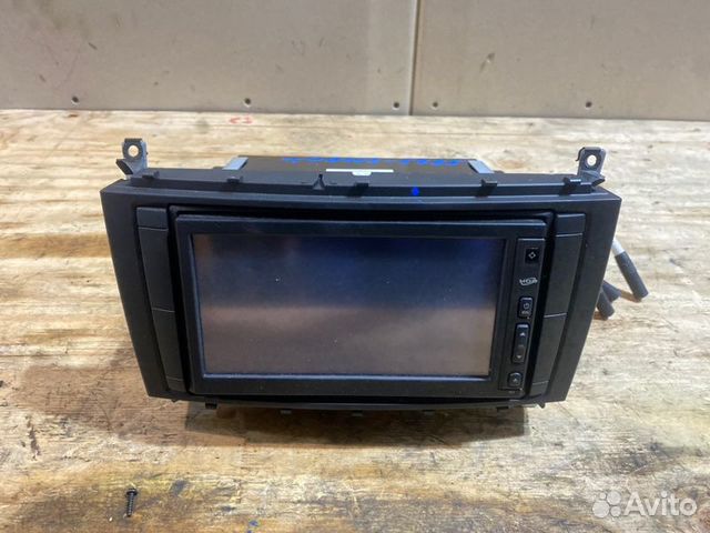 Магнитофон Mercedes-Benz C-Class W203 M272E25