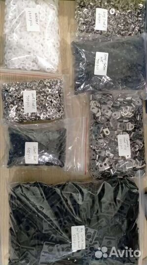 Фурнитура на шлем вратарский и полевой хоккейный