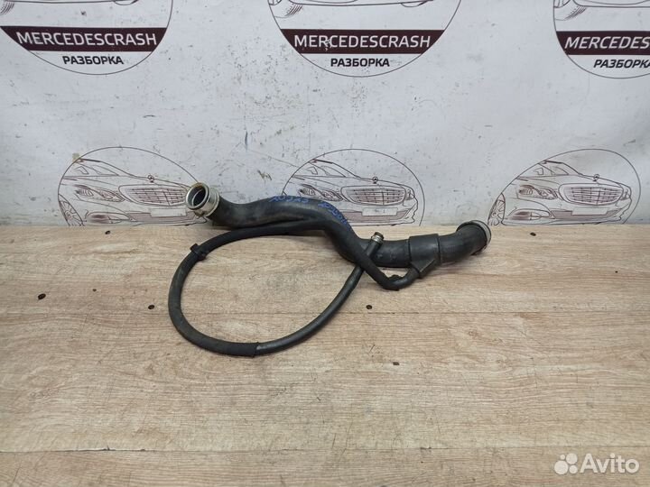 Патрубок охлаждения мерседес w209