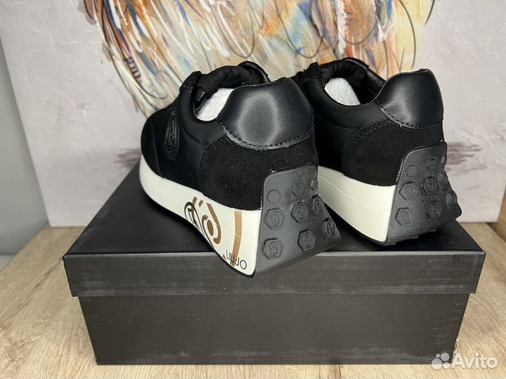 Кроссовки Liu jo