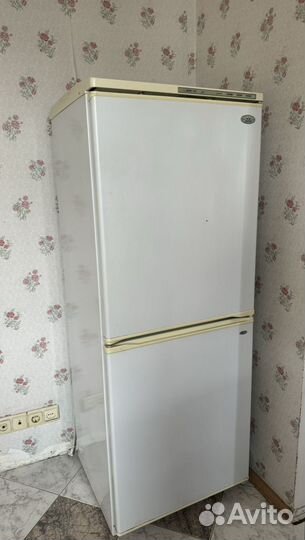Холодильник атлант бу самовывоз