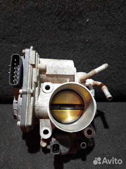 Дроссельная заслонка Honda Civic 5D 2006