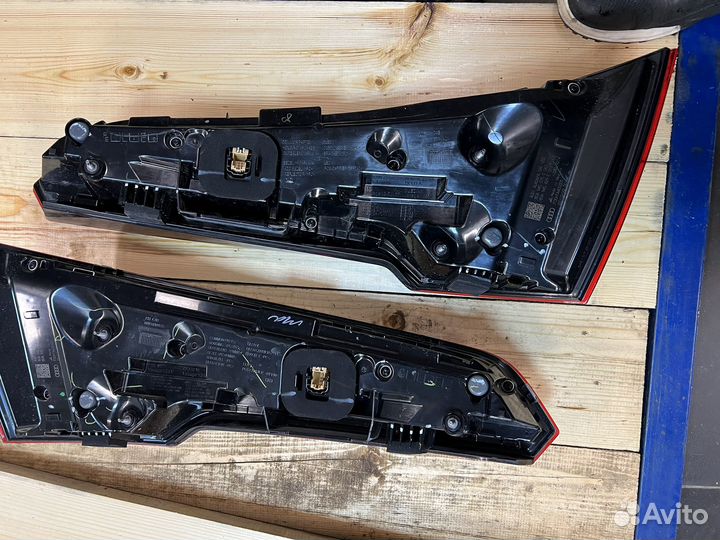 Фонари задние Audi Q5 FY 80A