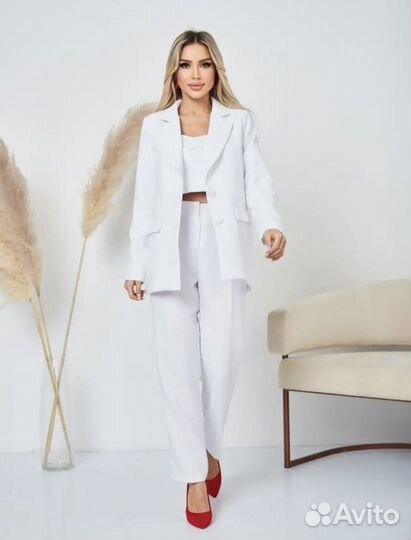 Брючный костюм женский 44 46