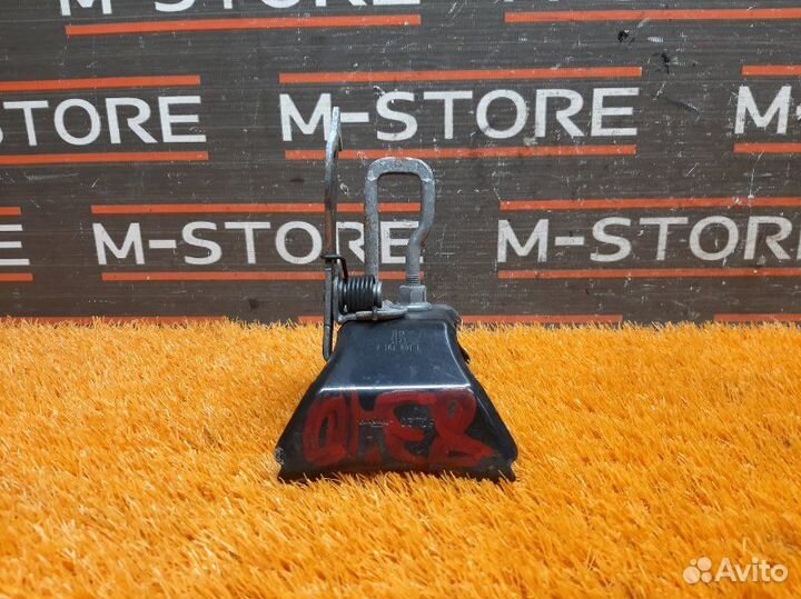 Скоба капота левая Bmw X5 E70 N52B30A 2009