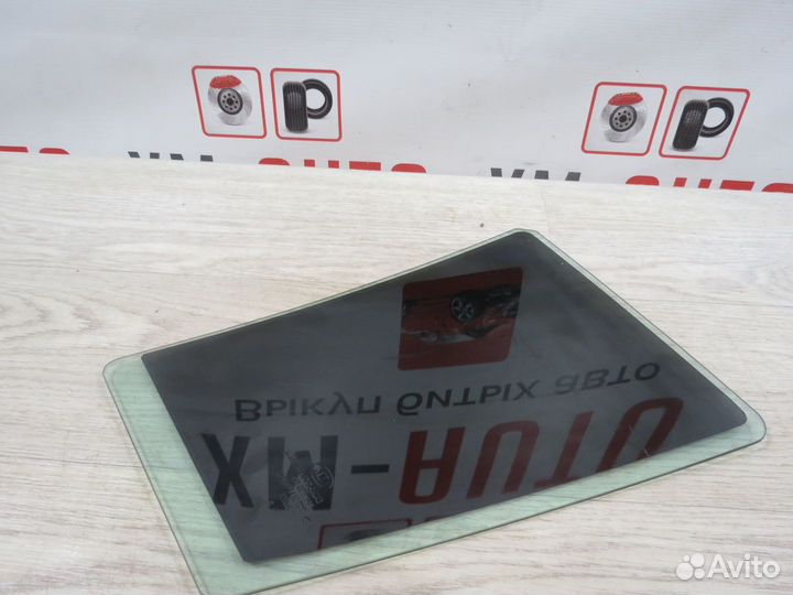 Форточка двери задней правая Kia Sportage 3 SL