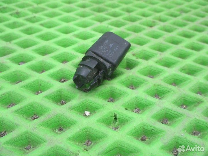 Датчик температуры Volkswagen Polo 5 MK5