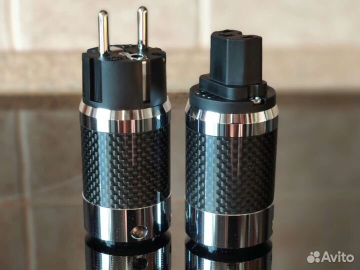 High End силовые коннекторы типа Furutech Carbon