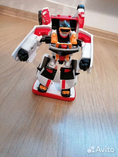 Трансформер Тобот