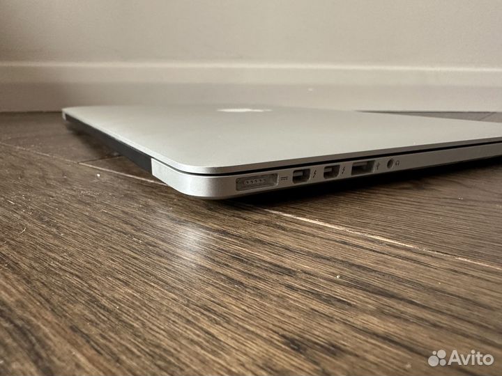 Apple MacBook Pro 15 2014(2013) 8/256SSD/Core i7